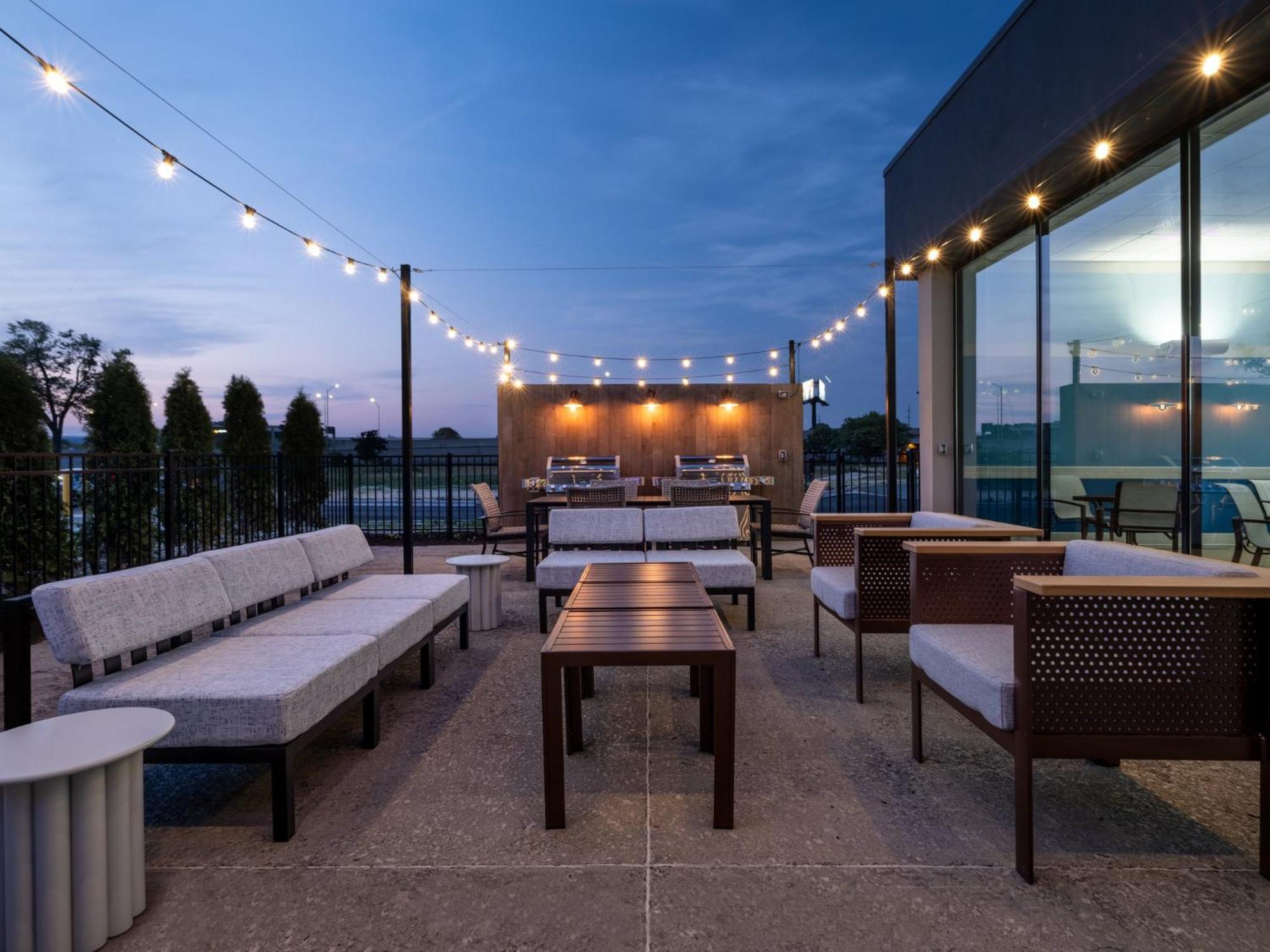 Holiday Inn Chicago O'Hare - Rosemont By Ihg Exterior foto